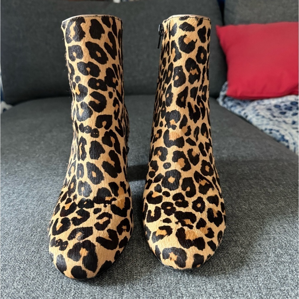 INC International Concepts trendy Leopard print boots heels Women’s Size 8.5 - Picture 8 of 8